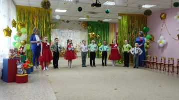Выпускной бал в группе "Ягодка" Выпускной бал в группе "Ягодка".